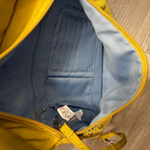 Baggallini Expandable Messenger Crossbody Bag Kiwi Yellow Nylon Sample Product - Picture 8 of 9